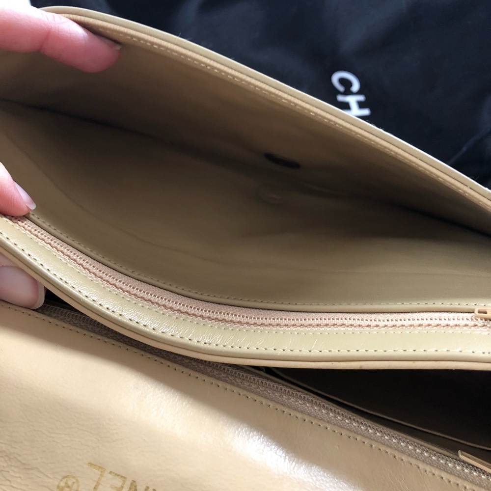 RARE Vintage CHANEL Full Flap Turnlock - INTERIOR - Picture 3 of 8